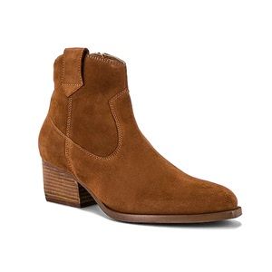 Brand New Seychelles Upside Bootie in Cognac Suede Size 9